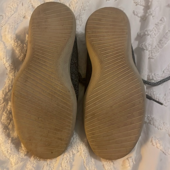 Allbirds Women's Wool Runners - Picture 12 of 12